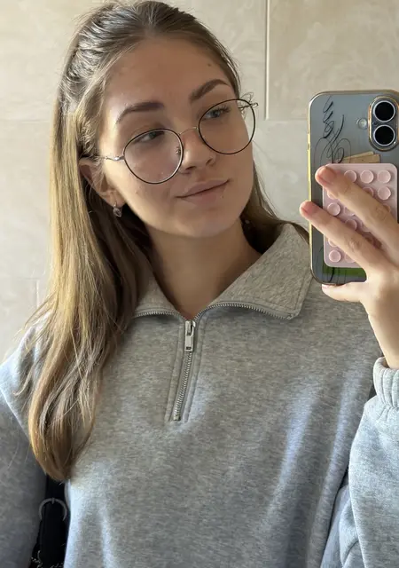 Я Анастасия, 20, знакомлюсь для вирта в Москве
