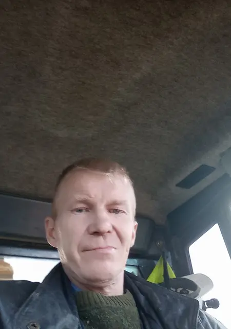 Саша из Твери, ищу на сайте знакомства без обязательств