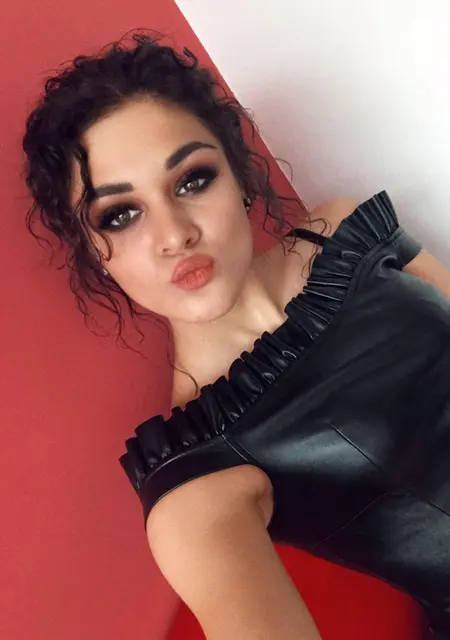 Викси из Мурманска, мне 30, познакомлюсь на одну ночь