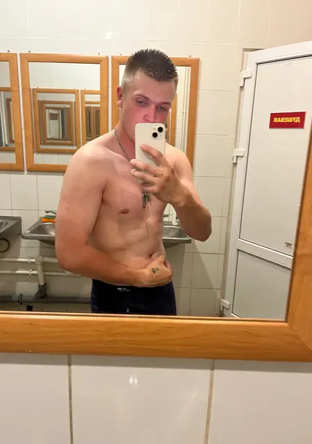 Я Коля, 24, знакомлюсь для общения в Ельне