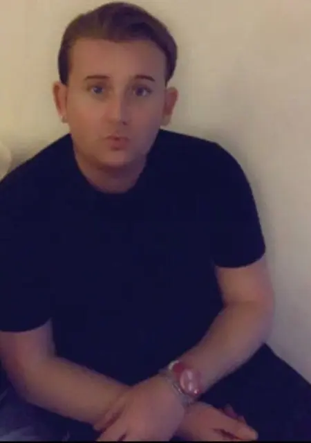 Я Charlie, 32, из Лондона, ищу знакомство