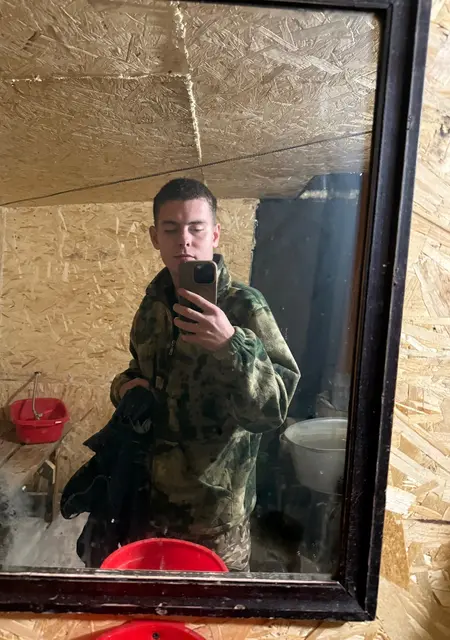 Я Вячеслав, 21, знакомлюсь для приятного времяпровождения в Курске