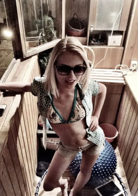 Vvv из Королева, мне 25, познакомлюсь на одну ночь