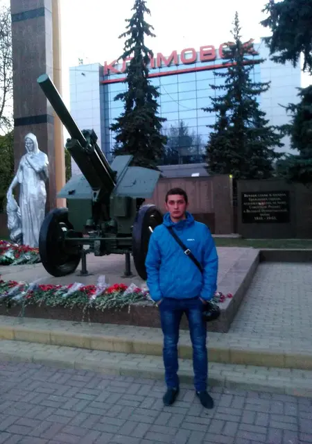 Я Сергей, 35, знакомлюсь для дружбы в Климовске