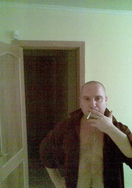 Я Vlad, 42, из Кургана, ищу знакомства на одну ночь