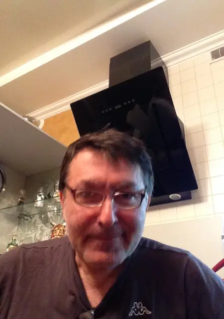 Я Артем, 57, знакомлюсь на одну ночь в Минеральных Водах