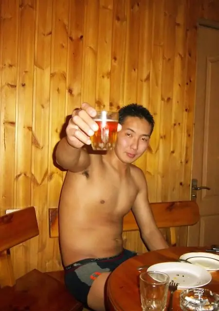 Jean из Артема, ищу на сайте знакомства без обязательств