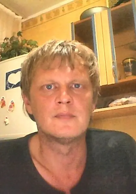 Виталий из Саратова, ищу на сайте знакомства на одну ночь