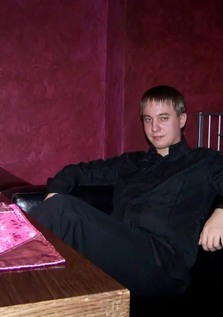 Я Ярослав, 34, знакомлюсь без обязательств в Оленегорске