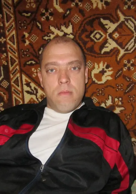 Yura Konkin из Луцка, мне 46, познакомлюсь для общения