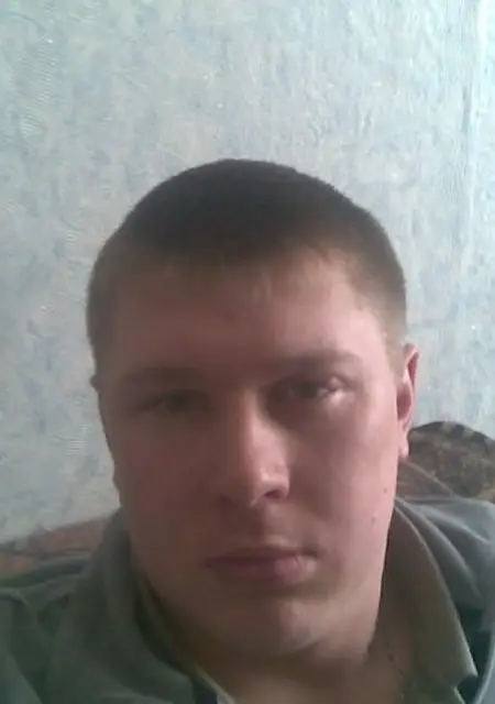 Я Александр, 39, из Архангельска, ищу знакомство для вирта