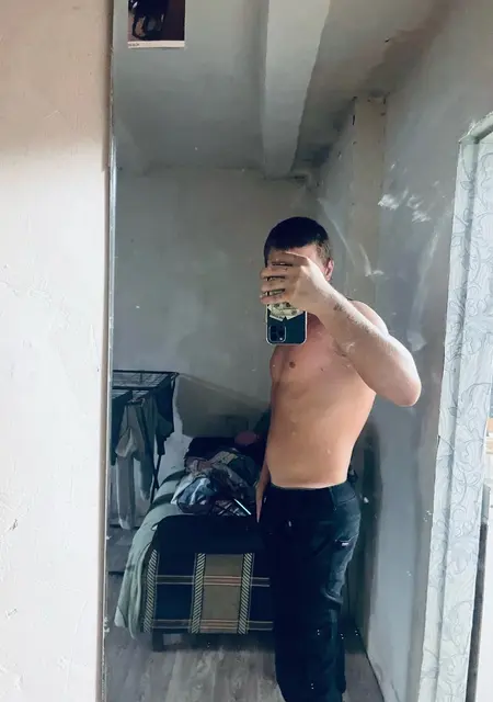 Валерий из Абинска, мне 23, познакомлюсь для дружбы