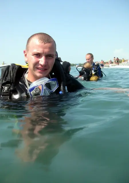 Я Владимир, 37, из Новокуйбышевска, ищу знакомства без обязательств