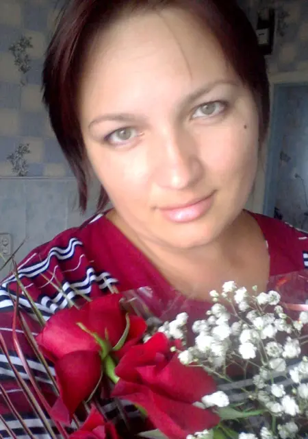 Я Аленасаша, 43, знакомлюсь без обязательств в Кургане