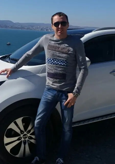 Я Виктор, 44, знакомлюсь без обязательств в Новошахтинске