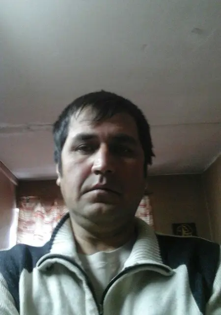 Я Лева, 44, из Луги, ищу знакомство для дружбы