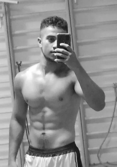 Мейсон из Перми, мне 20, познакомлюсь на одну ночь