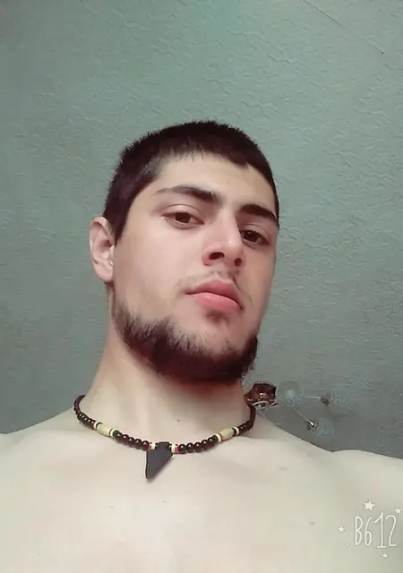 Сардор из Димитровграда, мне 32, познакомлюсь на одну ночь