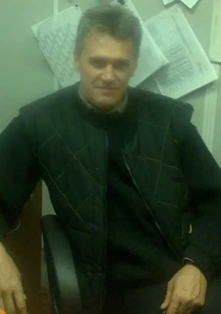 Я Валерий, 57, знакомлюсь на одну ночь в Красноярске