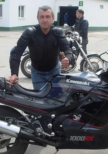 Матвей из Клина, ищу на сайте знакомства на одну ночь