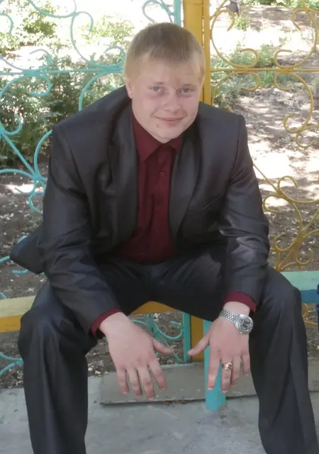 Я Павел, 32, из Новошахтинска, ищу знакомство для постоянных отношений