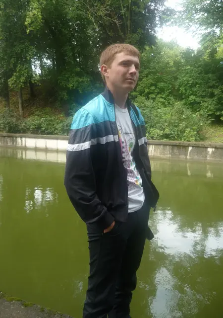 Я Denis, 35, из Наро-Фоминска, ищу знакомства без обязательств