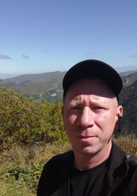 Я Денис, 46, из Грозного, ищу знакомства на одну ночь