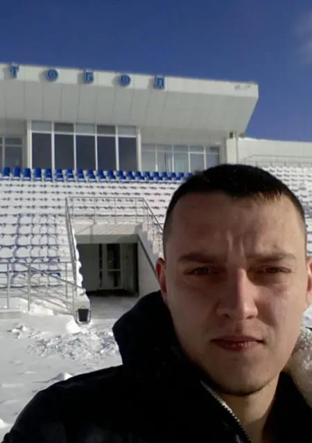 Дмитрий из Тобольска, мне 37, познакомлюсь на одну ночь