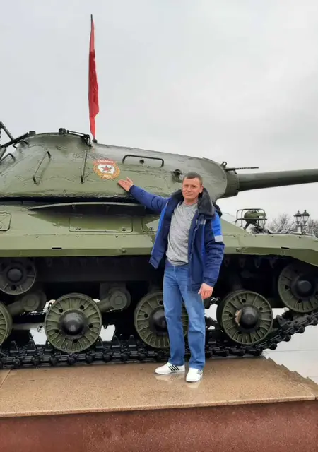 Сергей из Ессентуков, мне 42, познакомлюсь на одну ночь