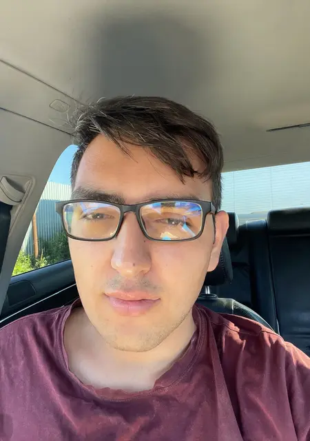 Эльвин из Твери, мне 24, познакомлюсь для приятного времяпровождения