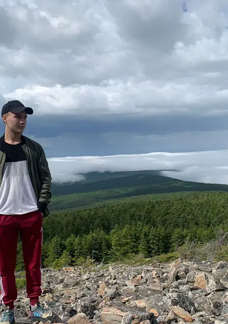 Я Влад, 26, из Советской Гавани, ищу знакомства на одну ночь