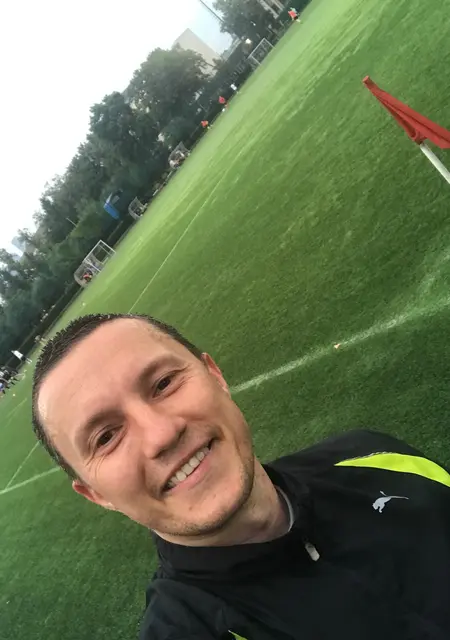 Я Иван, 41, из Москвы, ищу знакомства на одну ночь