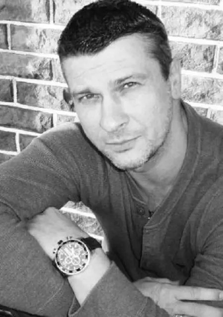 Я Игорь, 25, из Таганрога, ищу знакомство для общения