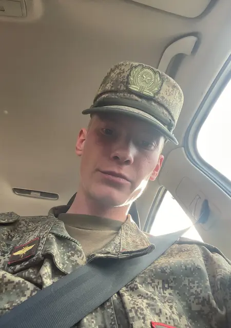 Антон из Наро-Фоминска, мне 23, познакомлюсь без обязательств