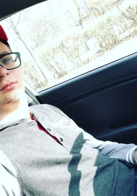 Я Владимир, 26, знакомлюсь без обязательств в Ногинске