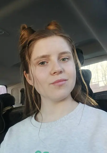 Я Светлана, 18, знакомлюсь для общения в Курске