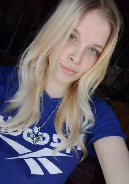 Я Светлана, 24, из Иркутска, ищу знакомства на одну ночь