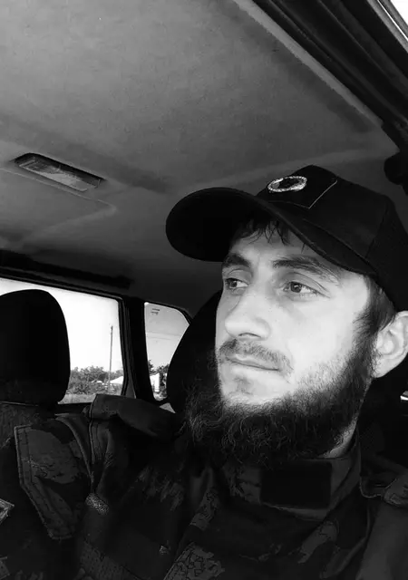 Я Тимур, 34, из Армавира, ищу знакомства без обязательств