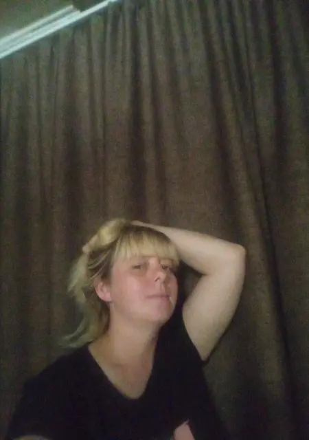 Ксения из Челябинска, ищу на сайте приятное времяпровождение