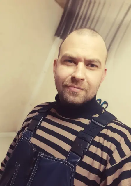 Александр из Чайковского, мне 41, познакомлюсь для общения