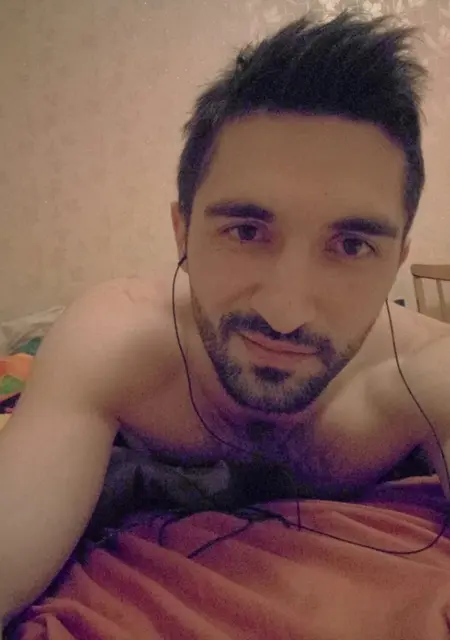 Максим из Петрозаводска, мне 36, познакомлюсь на одну ночь