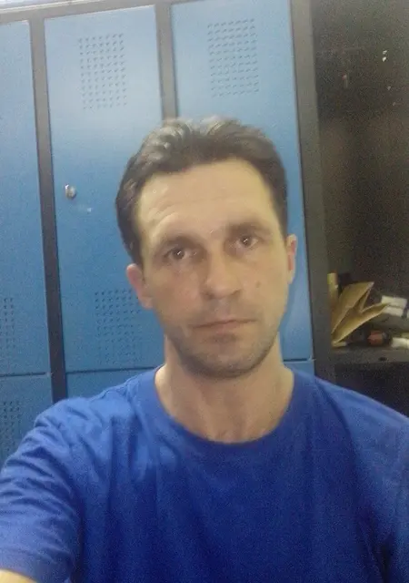 Владислав из Новошахтинска, ищу на сайте знакомства без обязательств