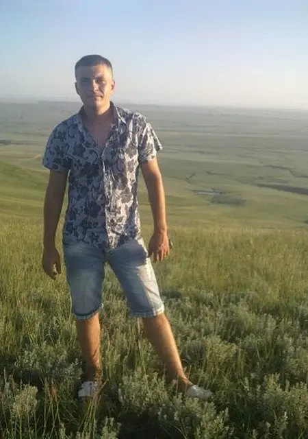 Сергей из Сальска, ищу на сайте знакомства без обязательств