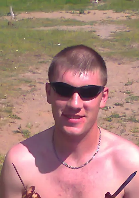 Андрей из Павловска, мне 38, познакомлюсь для общения