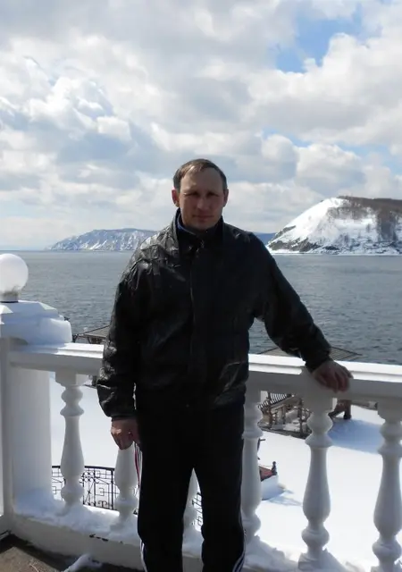 Я Сергей, 55, из Асина, ищу знакомство для приятного времяпровождения