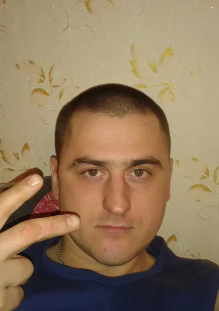 Я Евгений, 40, из Мегиона, ищу знакомство для дружбы