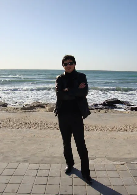 Я Rinat, 45, из Атырау, ищу знакомства без обязательств