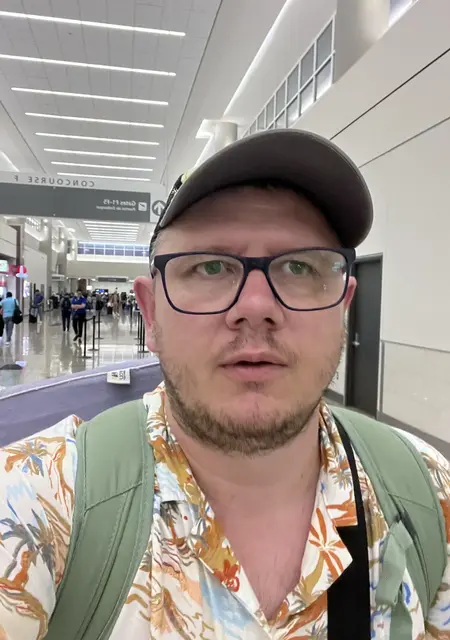 Andy из Москвы, мне 40, познакомлюсь для открытые отношения