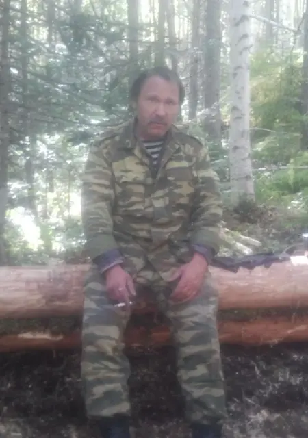 Виктор из Комсомольска-на-Амуре, ищу на сайте знакомства на одну ночь