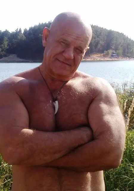 Владимир из Москвы, мне 59, познакомлюсь для вирта